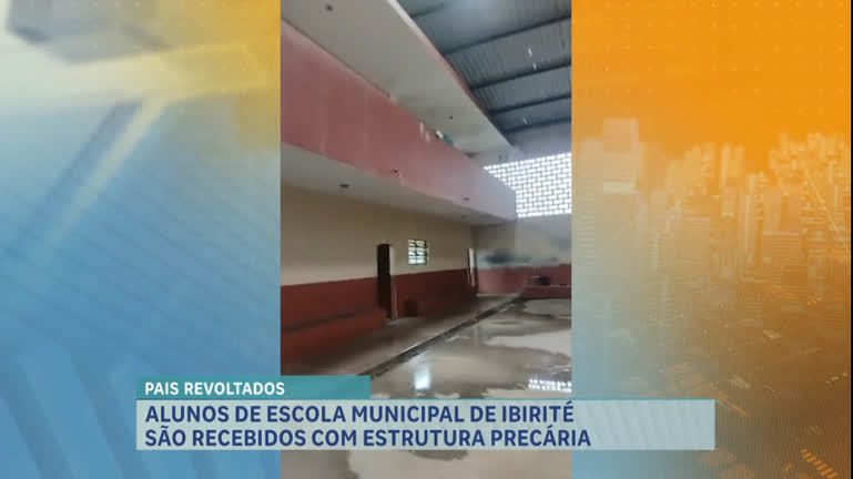 Vídeo: Escola municipal retornam às aulas com paredes mofadas e muros quebrados em MG