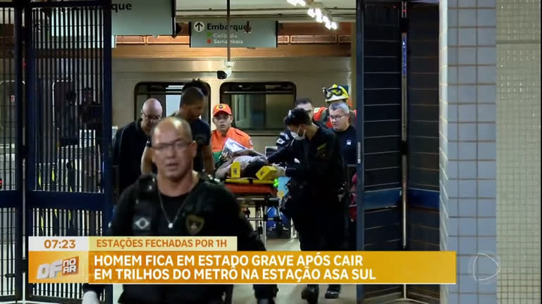 Vídeo: Homem fica em estado grave após cair em trilhos do metrô na estação Asa Sul (DF)