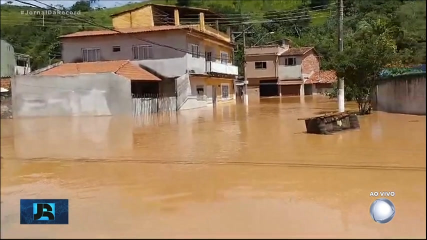 Vídeo: SP: trechos de rodovias ficam interditados por consequência das chuvas