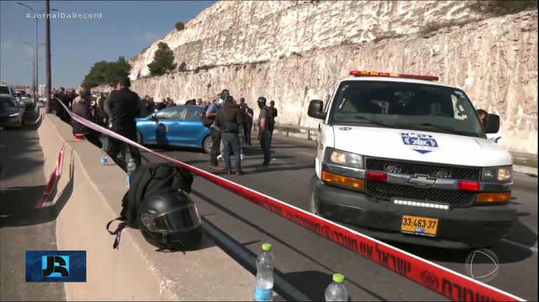 Vídeo: Atentado terrorista mata um israelense e deixa 11 feridos na Cisjordânia