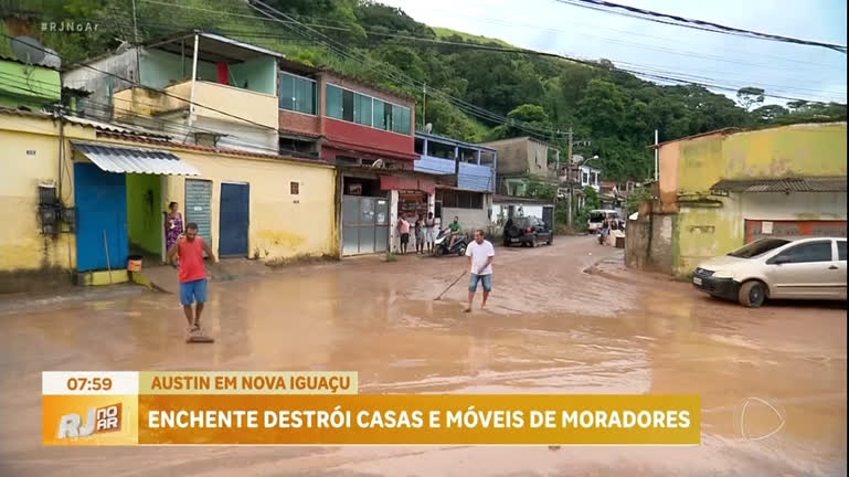 Vídeo: Enchente destrói casas e móveis em Nova Iguaçu, na Baixada Fluminense