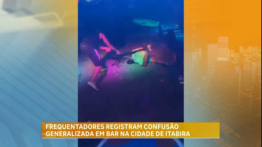 Vídeo: Clientes gravam pancadaria generalizada em bar de Itabira (MG)