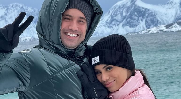 Vídeo: Lexa fica noiva de Ricardo Vianna durante viagem para a Noruega