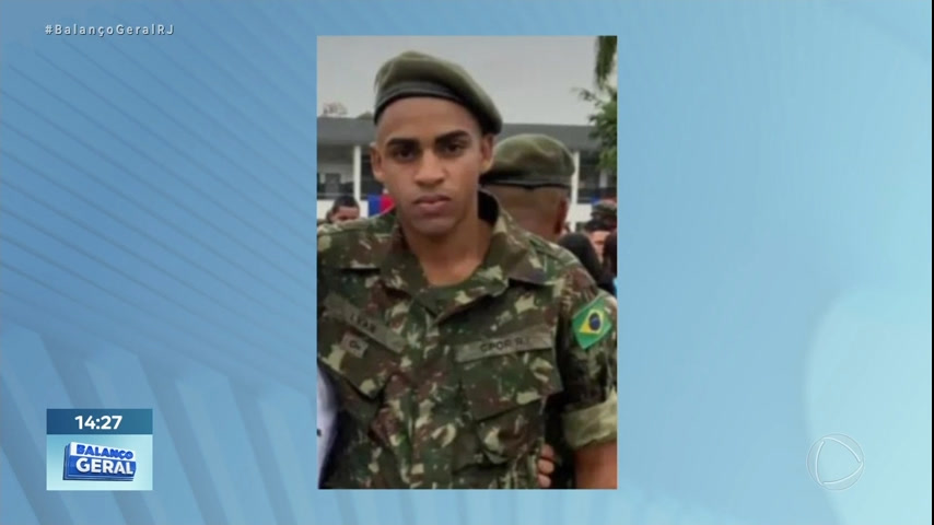 Vídeo: Jovem é morto na porta de barbearia em Manguinhos, na zona norte do Rio