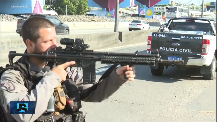 Vídeo: Operações policiais em comunidades controladas por facção terminam com nove mortes no Rio