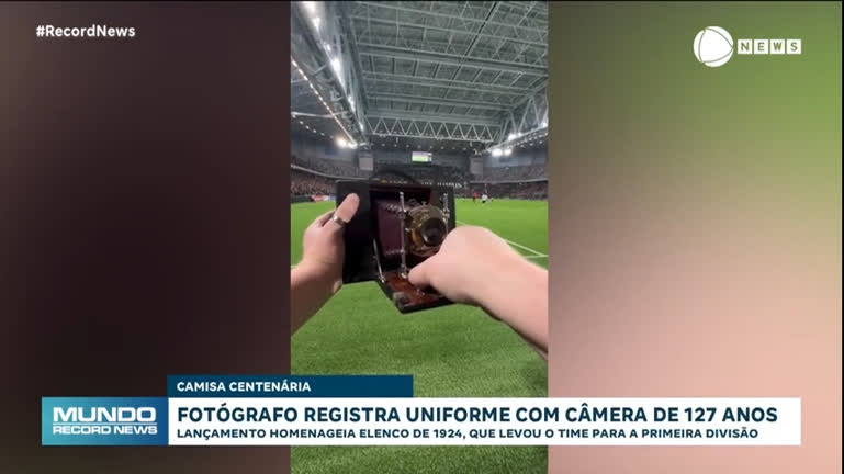 Vídeo: Fotógrafo usa câmera de 127 anos para divulgar novo uniforme de time da Suécia