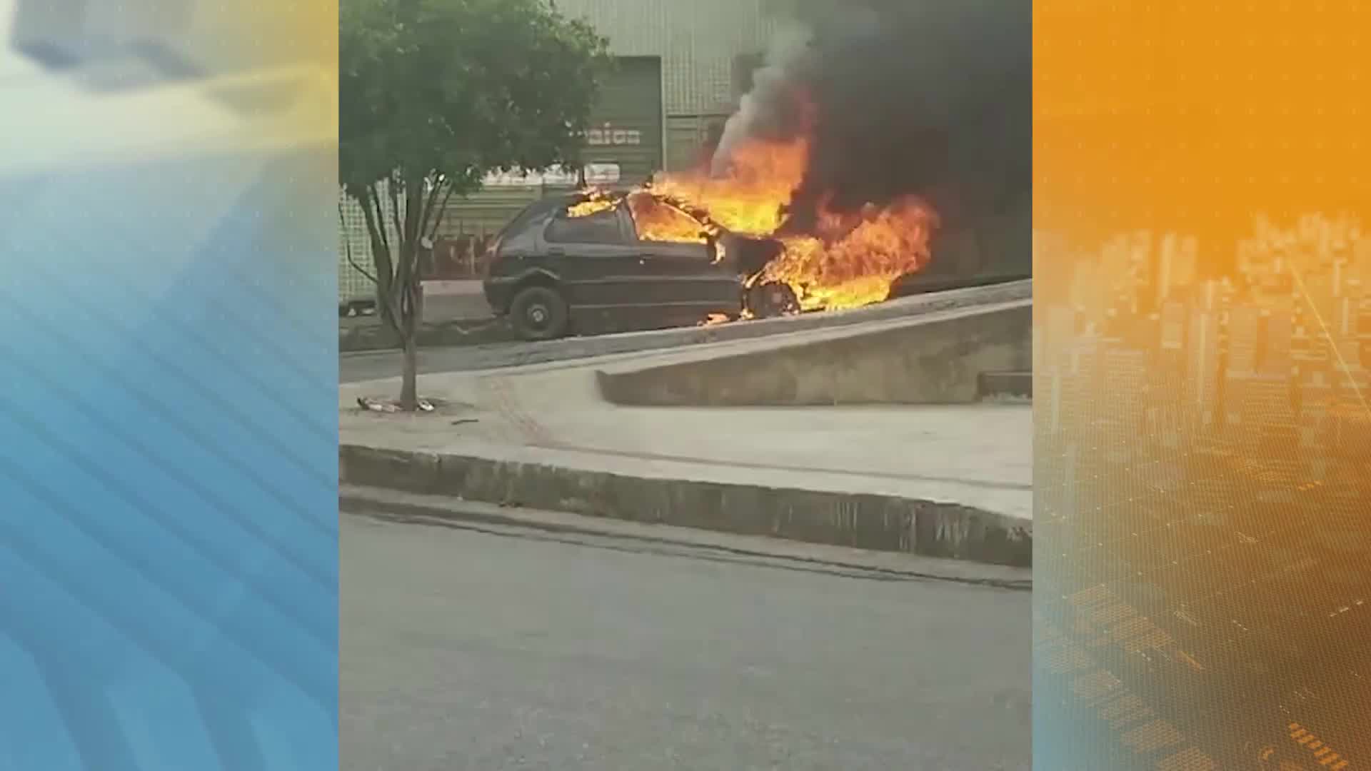 Vídeo: Carro movido a gás natural pega fogo no meio da rua em Belo Horizonte