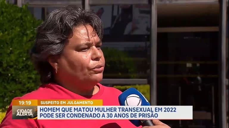 Vídeo: Amiga de transexual morta em São Sebastião conta detalhes do crime