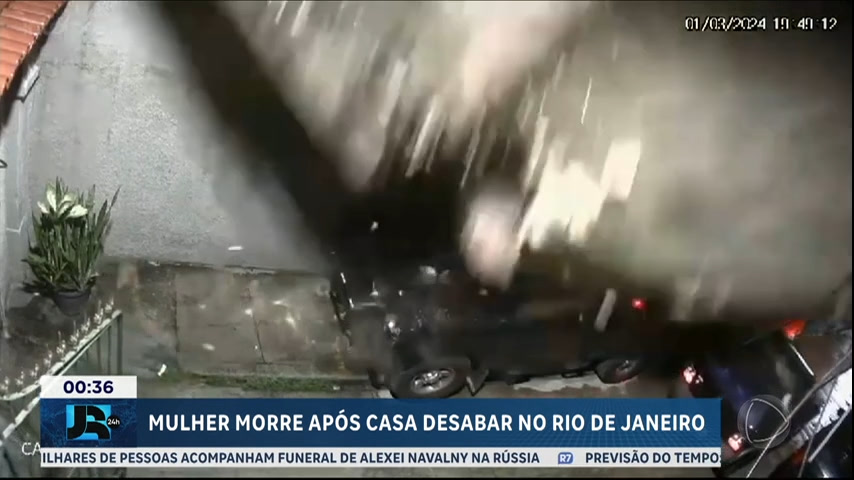 Vídeo: Mulher morre após casa desabar no Rio de Janeiro
