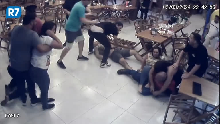 Vídeo: Vídeo: Briga termina em morte de PM de Goiás em bar no Novo Gama, no entorno do DF