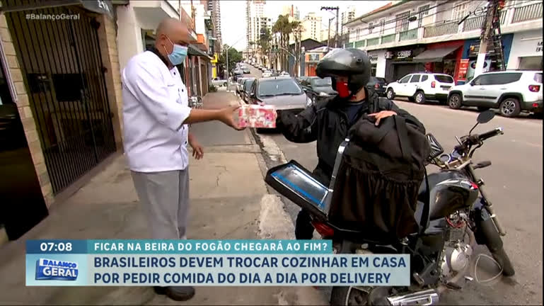 Vídeo: Pedir comida deve se tornar cada vez mais comum no Brasil, diz especialista