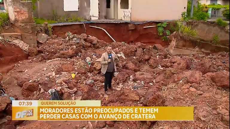 Vídeo: Moradores do Entorno do DF estão preocupados e temem perder casas com avanço de cratera
