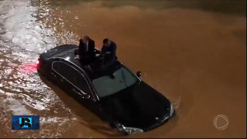 Vídeo: Temporal causa estragos em São Paulo nesta terça (5)