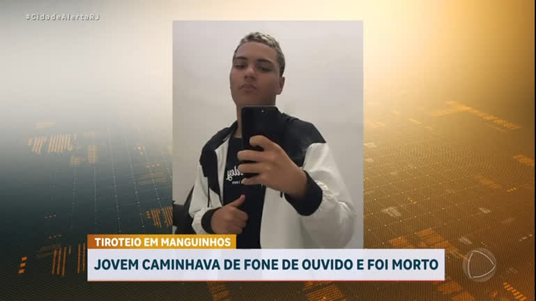 Vídeo: Adolescente é morto ao ser atingido durante tiroteio em comunidade da zona norte do Rio