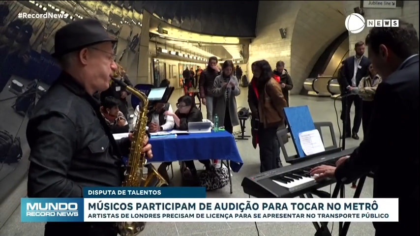 Vídeo: Músicos participam de concurso para tocar no metrô de Londres