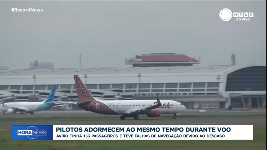 Vídeo: Pilotos dormem ao mesmo tempo por 28 minutos e põem em risco voo com 150 pessoas na Indonésia