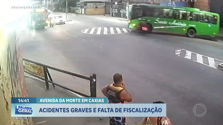 Vídeo: Motoristas imprudentes e falta de fiscalização causam acidentes graves em avenida de Caxias (RJ)