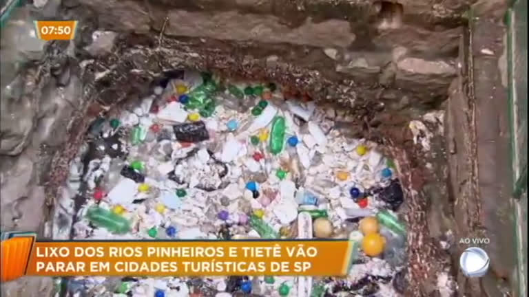 Vídeo: Lixo dos rios Pinheiros e Tietê atinge cidades turísticas do interior de SP