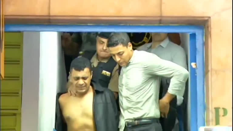 Vídeo: Laudo aponta que homem que esfaqueou Jair Bolsonaro tem problemas psiquiátricos