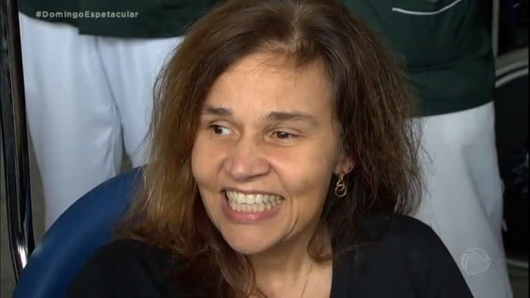 Vídeo: Portadora de doença degenerativa, Claudia Rodrigues recebe alta após ficar entre a vida e a morte