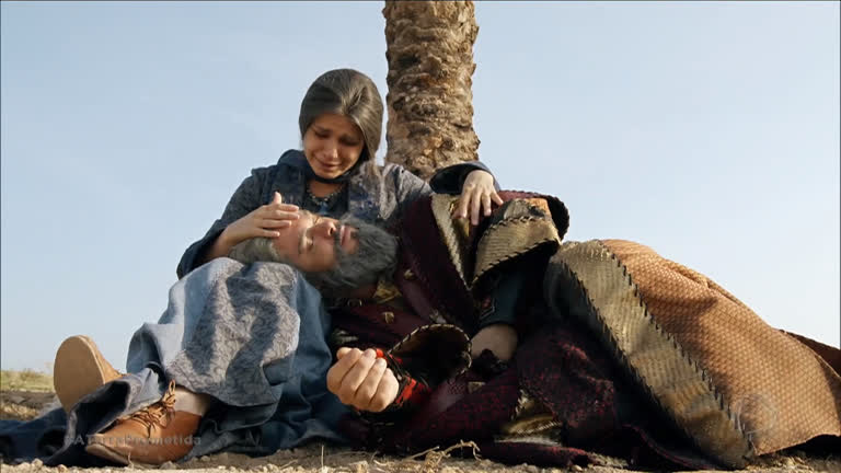 Vídeo: Josué morre nos braços de Aruna após declarar o seu amor