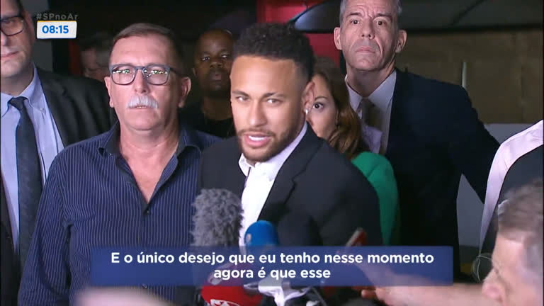 Vídeo: Neymar presta depoimento e afirma que “a verdade aparece cedo ou tarde”