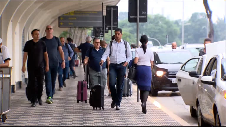 Vídeo: Ministro da Infraestrutura prevê entrega de 40 aeroportos à iniciativa privada