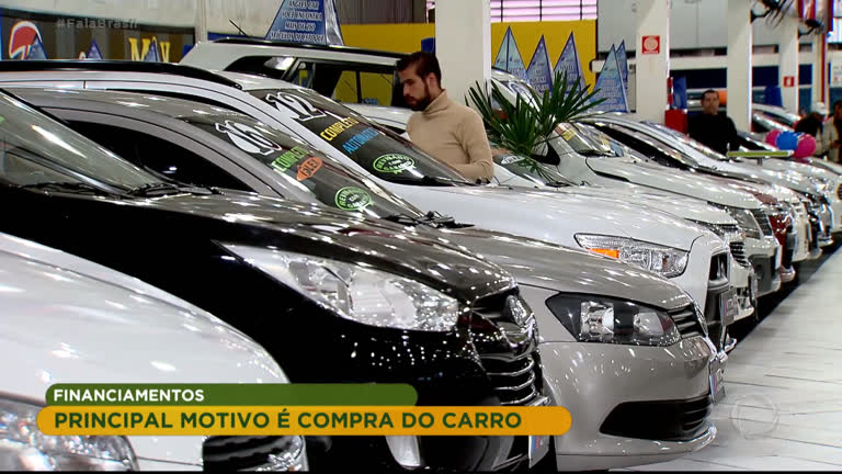 Vídeo: Financiamento de carros cresce no Brasil, aponta pesquisa