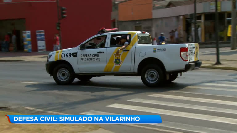 Vídeo: Defesa Civil faz simulado de inundação na avenida Vilarinho, em BH
