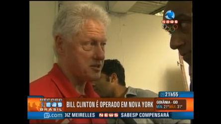 Vídeo: Bill Clinton sente dores no peito e passa por cirurgia em NY