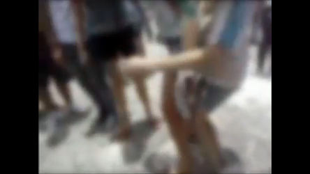 Vídeo: Garotas passam por trote humilhante em Goiás