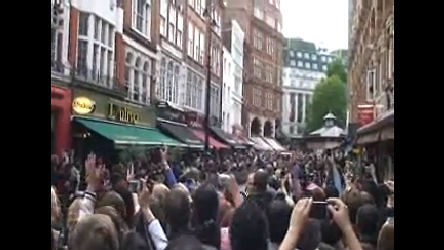 Vídeo: Lançamento do novo filme do Harry Potter fecha centro de Londres, na Inglaterra