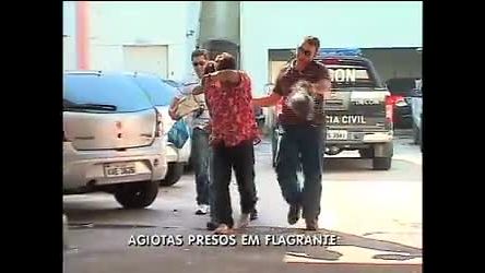Vídeo: Polícia captura dois agiotas em Niterói (RJ)