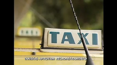 Vídeo: Prefeitura do Rio faz recadastramento de taxistas