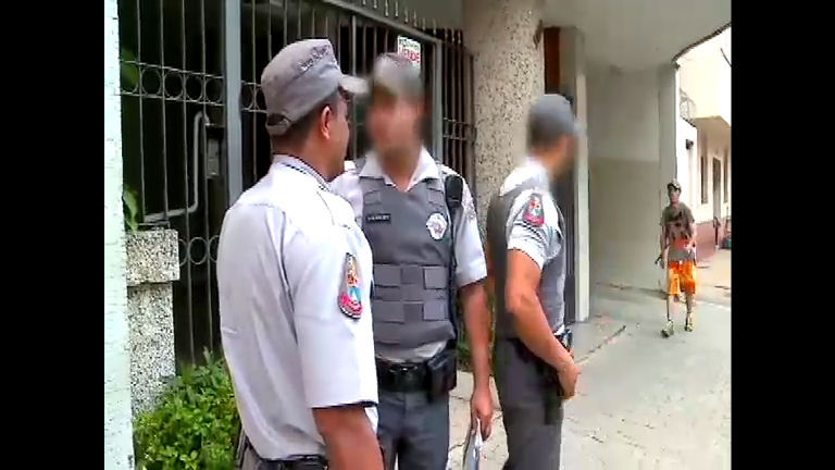 Vídeo: Extra: polícia atende chamado de LAN house na avenida Nove de Julho