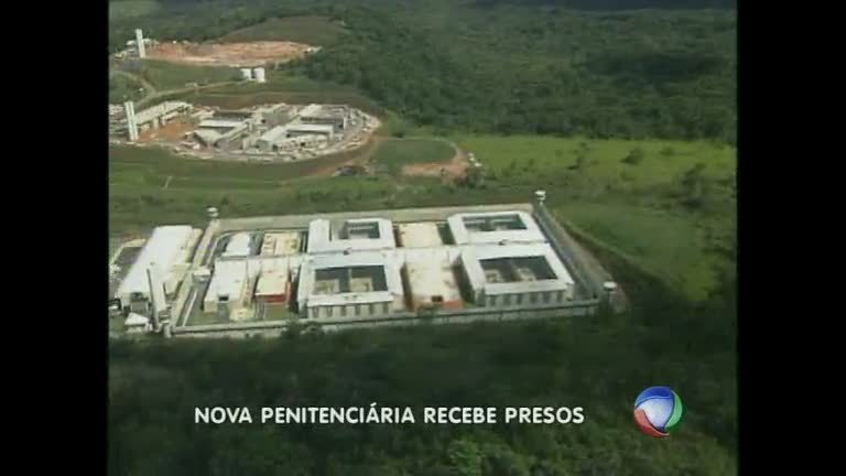 Vídeo: Primeiro presídio privado do País recebe 75 detentos em MG