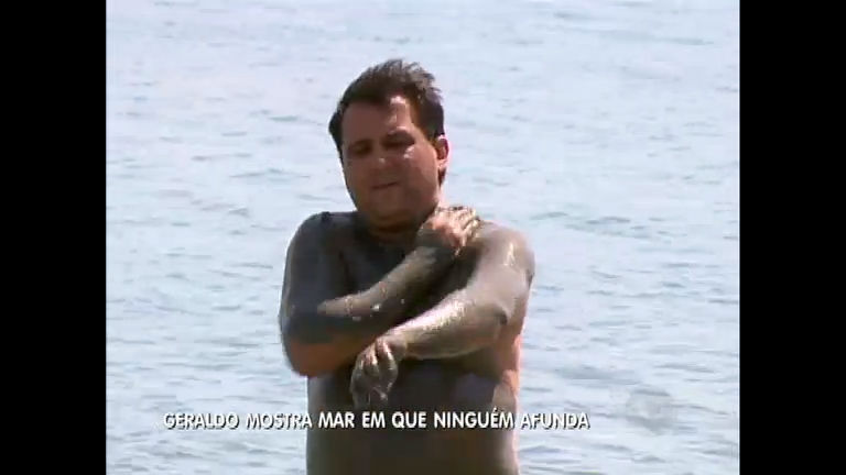 Vídeo: Geraldo visita mostra curiosidades e faz banho de lama no Mar Morto