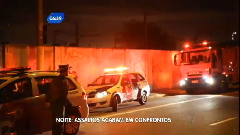 Vídeo: Assaltos a motociclistas terminam em troca de tiros em São Paulo