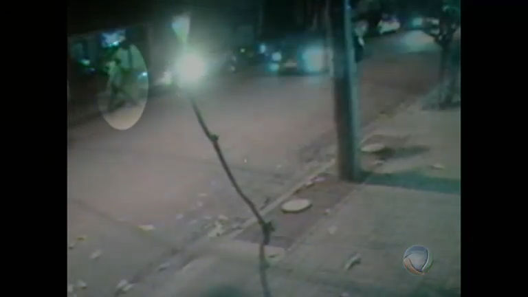 Vídeo: Polícia investiga criminoso que matou motorista em Perdizes