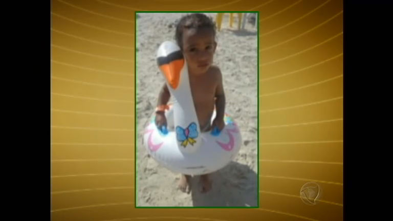 Vídeo: Menino morre após ser atropelado por van escolar em Minas Gerais