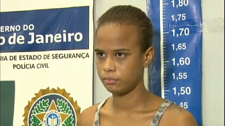 Vídeo: Garota de 18 anos é presa depois de tentar envenenar duas vizinhas
