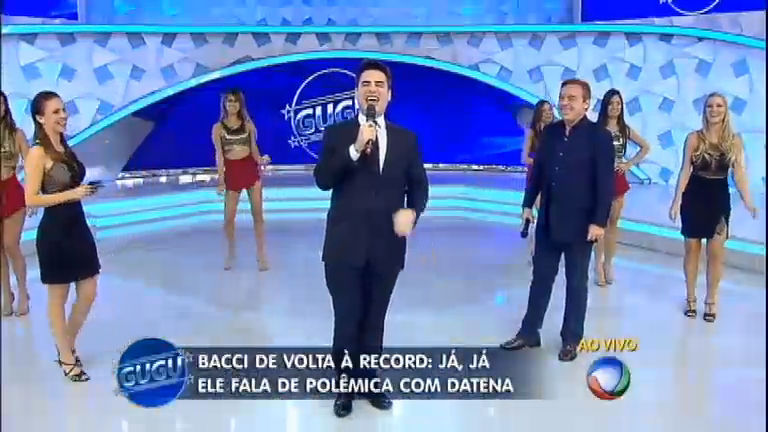 Vídeo: De volta à Record, Luiz Bacci imita Gugu e dança Pintinho Amarelinho
