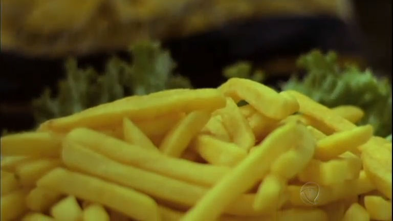 Vídeo: Conheça o segredo da batata frita perfeita