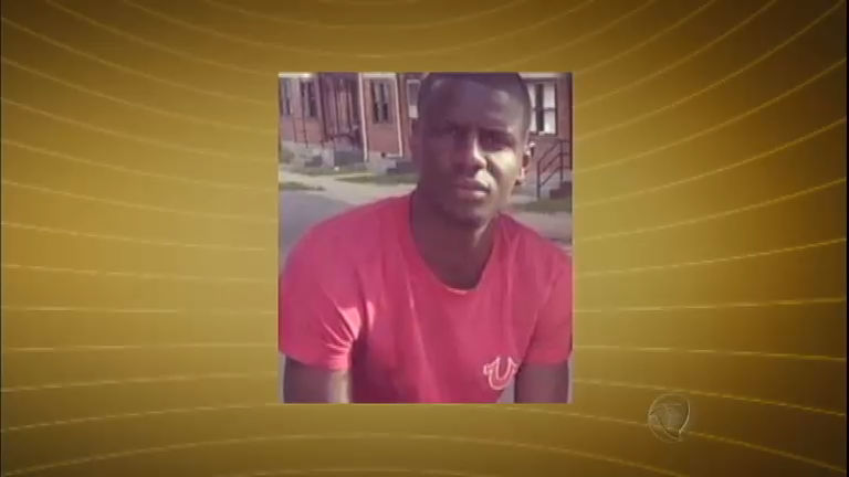 Vídeo: Polícia americana revela novos detalhes sobre morte de homem negro
