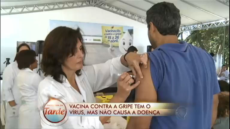Vídeo: "Vacina contra gripe não causa a doença", diz especialista após polêmica