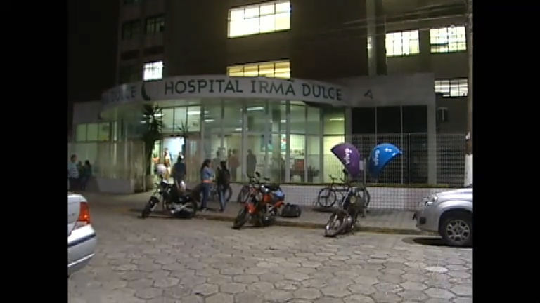 Vídeo: Mulher é presa tentando vender seu próprio filho no litoral de São Paulo