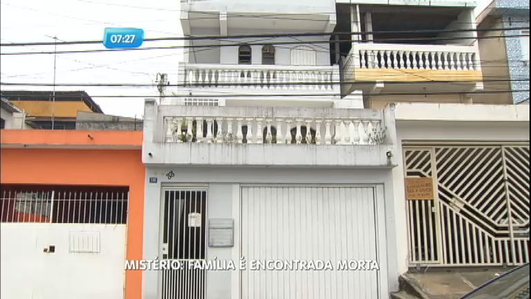 Vídeo: Mistério: família é encontrada morta dentro de casa em Guarulhos (SP)