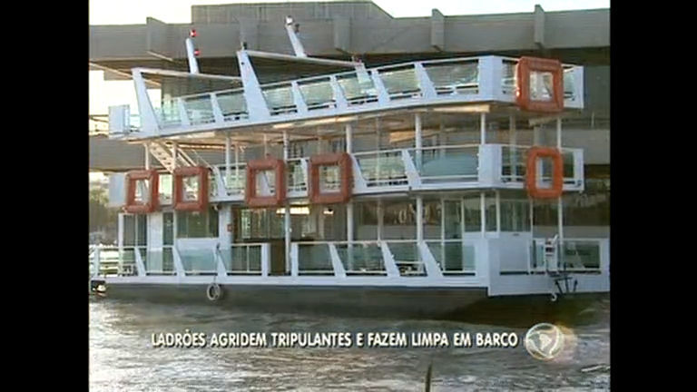 Vídeo: Ladrões agridem tripulantes e fazem limpa em barco de festas