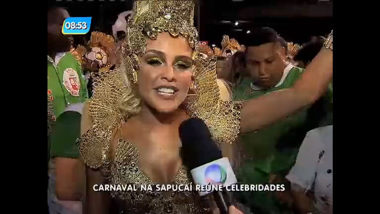 Vídeo: Bastidores da Sapucaí mostram preparativos das celebridades