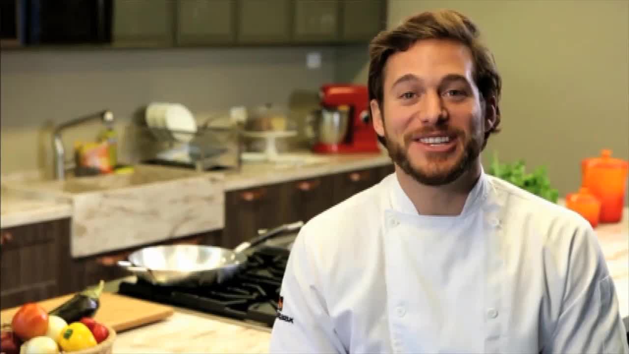 Vídeo: 

Dalton Rangel ensina como preparar hambúrguer
de linguiça e dá dica para remover a sujeira difícil